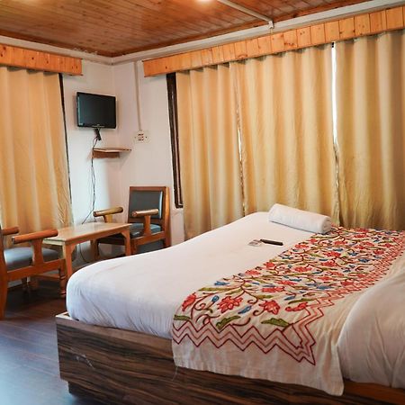 Hotel Kashmir House Pahalgām Zewnętrze zdjęcie
